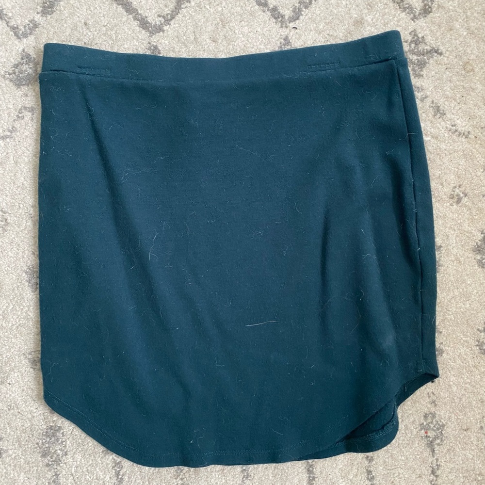 Forever 21 Forest Green mini skirt Size M